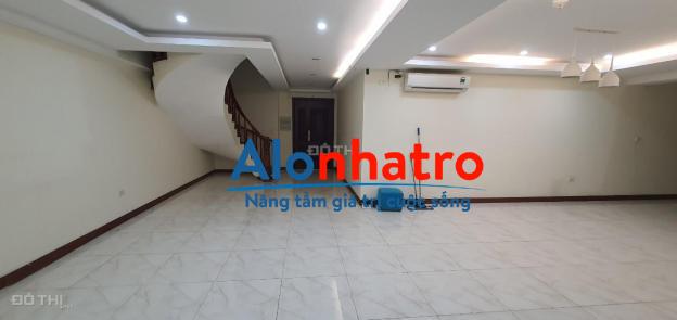 Vào luôn CH 190m2 3PN  full đồ 60m2 sân vườn 15tr/th  tòa Vinaconex 7, 136 Hồ Tùng Mậu 093.2526.286