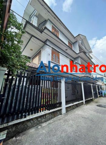 Cho thuê biệt thự 1 trệt 2 lầu góc 2 mặt tiền đường võ trường toản, ninh kiều, cần thơ, DTSD: 600m2