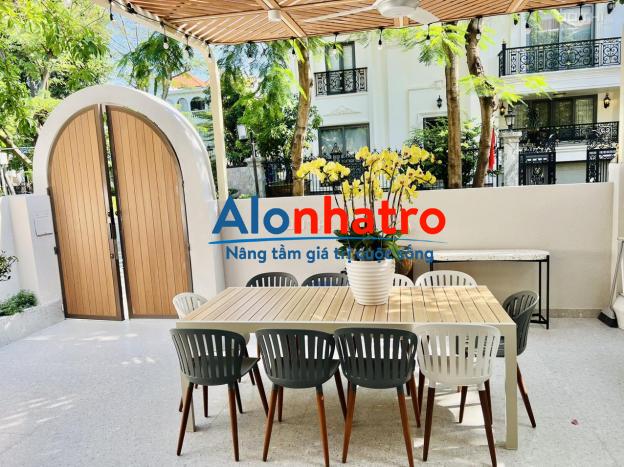 Cho thuê BT Phú Mỹ Hưng - Q7, nhà 4 phòng ngủ, nội thất hiện đại. E Duyên 0367 078 317