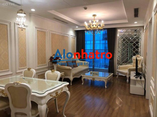 Cho thuê căn 2PN đủ đồ đẹp Vin Nguyễn Chí Thanh (ảnh thật nhà, không phải ảnh ảo, miễn trung gian)