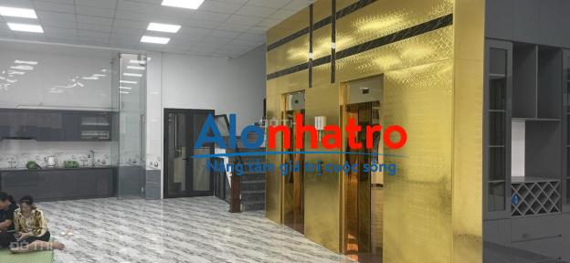 Nhà nguyên căn tại Tổ dân Phố Đoạn Xá 3, Phường Đông Hải 1, Hải An, Hải Phòng