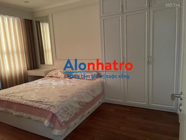 Cho thuê căn hộ chung cư tại Dự án Vinhomes D'Capitale, Cầu Giấy, Hà Nội diện tích 90m2 giá 22tr