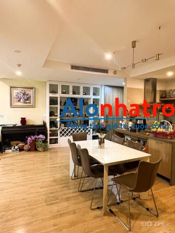 Cho thuê căn hộ dt 130m2 2n + 1 full đồ view Lã Vọng cc Mandarin Garden Hoàng Minh Giám