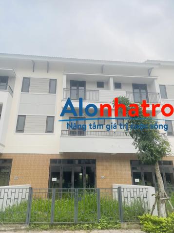 KDT CENTA RIVERSIDE TỪ SƠN BẮC NINH E CÒN DUY NHẤT 1 CĂN SHOPHOUSE NGAY HÔM NAY GIÁ BẰNG 1/3 HÀ NỘI