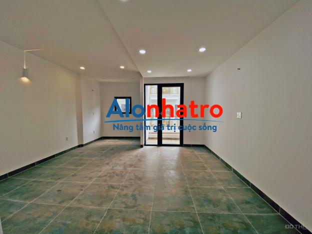 Nhà cần bán gấp hẻm nhựa 7m đường Hương Lộ 2, 5m x 11m, 2 lầu, ST. Giá: 6.2 tỷ. Lh: 0934196986