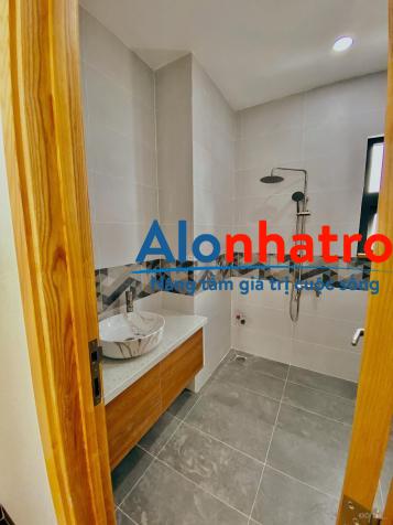 Nhà cần bán gấp hẻm nhựa 7m đường Hương Lộ 2, 5m x 11m, 2 lầu, ST. Giá: 6.2 tỷ. Lh: 0934196986