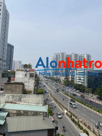 Nhà mặt phố chân cầu Vĩnh Tuy, 106m2, MT 5m, nở hậu, giá 220 triệu/m2, 0985868893