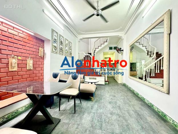 SIÊU PHẨM HOÀNG MAI, 10M RA PHỐ, GẦN TRƯỜNG CHỢ, AN SINH TUYỆT VỜI CHỈ HƠN 4 TỶ.