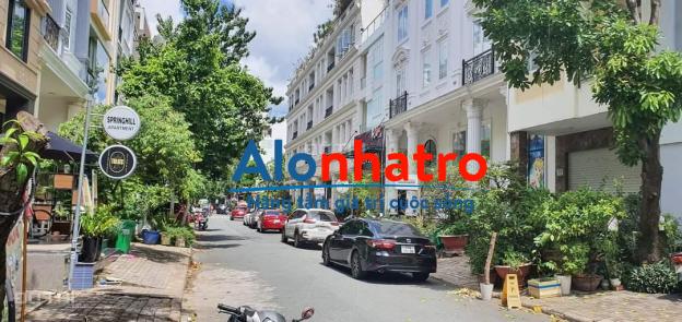 Bán nhà phố Hưng Gia - Phú Mỹ Hưng Quận 7. Giá tốt hợp đồng thuê ổn định