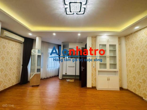 BÁN NHÀ PHỐ NHÂN HOÀ THANH XUÂN - NHÀ 4 TẦNG DT RỘNG 44m2 - MẶT NGÕ OTO ĐỖ - LÔ GÓC NỘI THẤT Ở NGAY