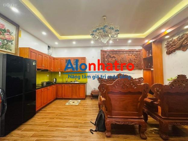 BÁN NHÀ PHỐ NHÂN HOÀ THANH XUÂN - NHÀ 4 TẦNG DT RỘNG 44m2 - MẶT NGÕ OTO ĐỖ - LÔ GÓC NỘI THẤT Ở NGAY