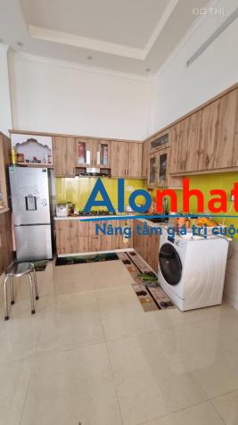 Cho thuê biệt thự sân vườn khu dân cư hưng phú, cái răng, cần thơ, nhà có đầy đủ nội thất vào là ở