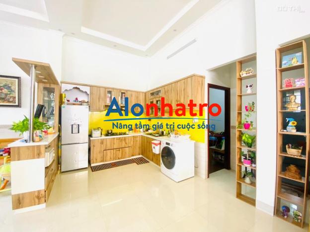 Cho thuê biệt thự sân vườn khu dân cư hưng phú, cái răng, cần thơ, nhà có đầy đủ nội thất vào là ở