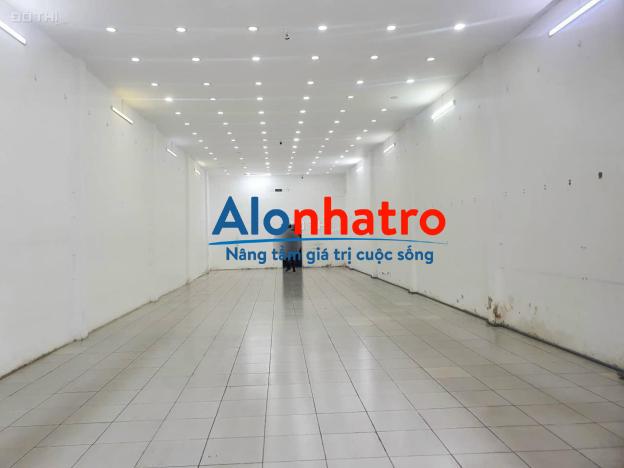 Cho thuê nhà mặt tiền ngang 6,7m đường nguyễn văn cừ, ninh kiều, cần thơ, nhà gần đại học công nghệ