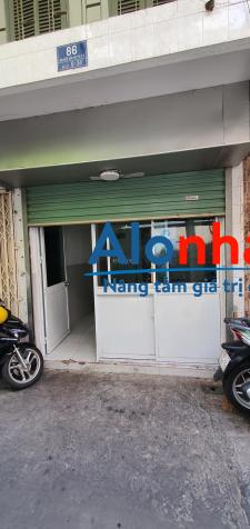 Cho thuê nhà nguyên căn giá rẻ đường Nguyễn Sơn Hà, Quận 3
