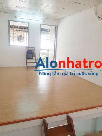 Cho thuê nhà nguyên căn giá rẻ đường Nguyễn Sơn Hà, Quận 3