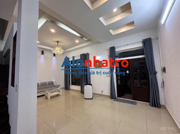 Villa Mỹ Thái, Phú Mỹ Hưng, Q. 7, 4PN, Full nội thất, nhà đẹp cho thuê 33 triệu/tháng