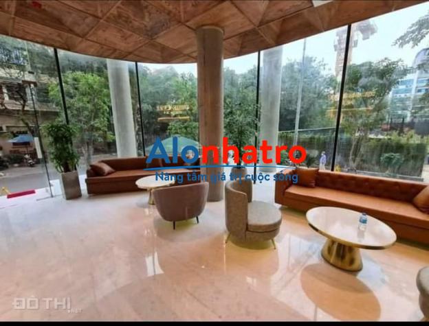 Vip, siêu vip, cần bán gấp tòa KS đẳng cấp 4 sao tại mặt phố Cầu Giấy. 350m2 x 9 tầng giá 185 tỷ
