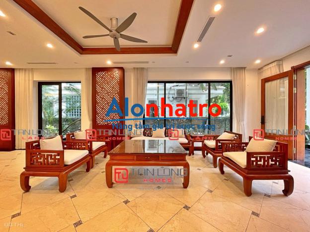 Cho thuê biệt thự Vinhomes Riverside DT 300m2 đồ đẹp vào ở ngay 7x triệu/th