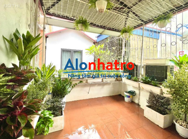 Bán nhà gần đại học sư phạm Hà Nội, ngõ ô tô, 38m2, 5 tầng, tài chính loanh quanh 5,8 tỷ