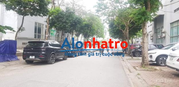 Bán nhà Lê Đức Thọ, Cầu Giấy 90m2, giá: 55 tỷ, 7 tầng, mt: 8m, lô góc 2 mặt thoáng.