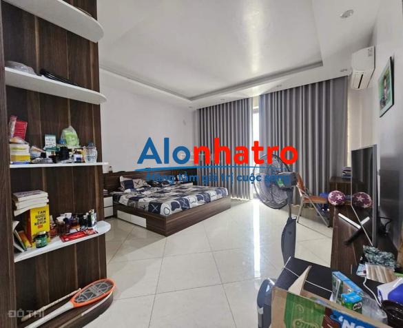 Bán nhà Tổng Cục 5 Tân Triều, dt: 100m2, giá: 18.4 tỷ, mt: 5.2m, 5 tầng, có vỉa hè, 3 ô tô tránh
