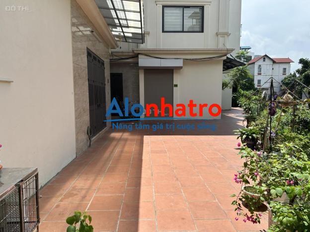 Cần bán gấp nhà tại phố Ngọc Thụy quận Long Biên