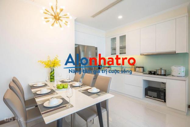 Cho thuê căn hộ khách sạn Vinhomes Central Park, ngắn hạn, gần Quận 1