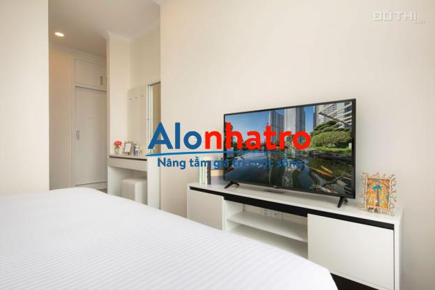 Cho thuê căn hộ khách sạn Vinhomes Central Park, ngắn hạn, gần Quận 1