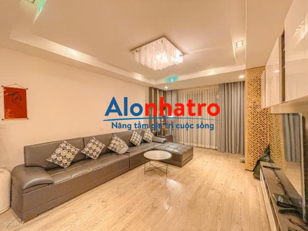 Cho thuê căn hộ tòa Mandarin Garden: diện tích 145m2, 3 phòng ngủ, view hồ
