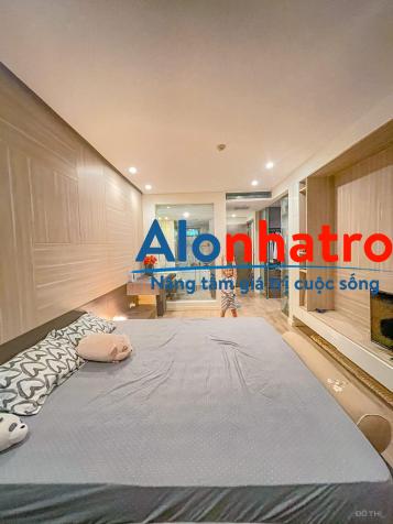 Cho thuê căn hộ tòa Mandarin Garden: diện tích 145m2, 3 phòng ngủ, view hồ