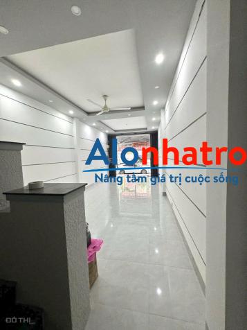 Cho thuê nhà 1 trệt 2 lầu mặt tiền đường trần hưng đạo, ninh kiều, cần thơ, gần bệnh viện tim mạch