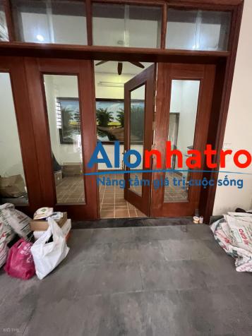 Cho thuê nhà riêng Vũ Trọng Phụng, 80 m2 x 3 tầng, 1 tum , phù hợp vp, kd online