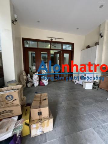 Cho thuê nhà riêng Vũ Trọng Phụng, 80 m2 x 3 tầng, 1 tum , phù hợp vp, kd online