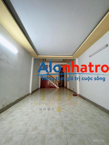 Cho thuê nhà trệt lầu mặt tiền đường cách mạng tháng 8, ninh kiều, cần thơ, nhà gần hãng xe toyota