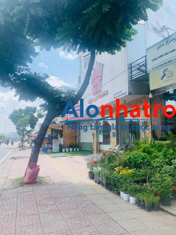 Hot!Nhà mặt phố Phạm Văn Đồng 4 tầng hoàn công gần TTTM Gigamall Hiệp Bình Chánh sẵn thu nhập 420tr