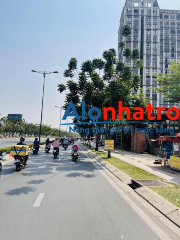 Hot!Nhà mặt phố Phạm Văn Đồng 4 tầng hoàn công gần TTTM Gigamall Hiệp Bình Chánh sẵn thu nhập 420tr