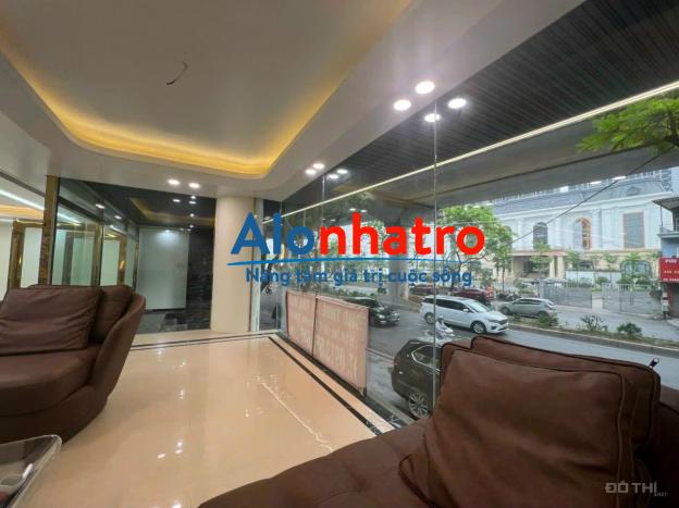 Mặt phố Tôn Đức Thắng, Đống Đa, dt: 180m2, giá: 100 tỷ, 9 tầng, mt: 7m, cho thuê 300tr/th
