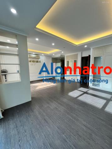 Cho thuê nhà riêng Nguyễn Xiển, 55 m2 x7 Tầng, thang máy, sàn thông