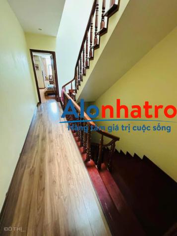 Bán nhà Dương Nội, 3 bước chân ra chợ, DT 40m 3 tầng, từ tầng 2 dua 45m 5PN, 4 tỷ. LH 0888111331