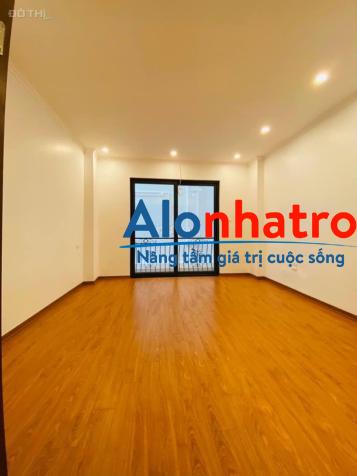 Bán nhà Gia Lâm ngay UBND Xã Đông Dư 38m 4,5 tầng, có sân để xe, ô tô đỗ cách 10m giá 3,65 tỷ.