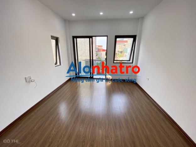 Bán nhà Sài Đồng Vũ Xuân Thiều Long Biên 40m2, 4,5 tầng ngõ to ô tô vào nhà giá 4,6 tỷ