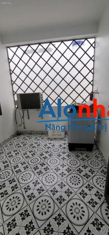 Cho thuê nhà đẹp 4 Tầng trong ngõ Trại Lẻ, vừa ở vừa kinh doanh được.