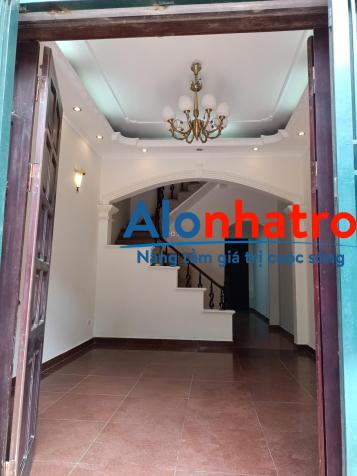 Cho thuê nhà phố Nguyễn Cảnh Dị, 60 m2 x 4 tầng, phù hợp kinh doanh, vp