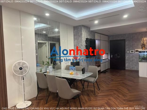 (Chung Cư Vinhomes Royal City) Cho Thuê Căn 2 Ngủ Full Nội Thất Cao Cấp Tiện Nghi Hoàn Hảo