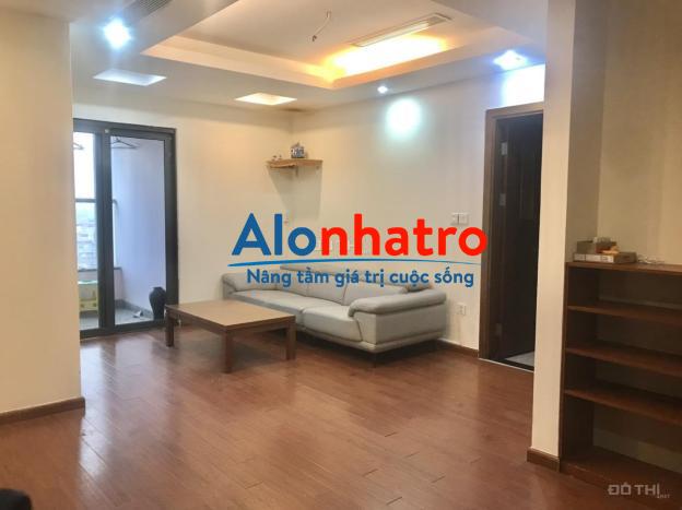 Cho thuê căn hộ 2 phòng ngủ nội thất cơ bản tại tòa 30T Nam Trung Yên giá chỉ 10 triệu/tháng