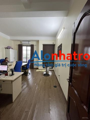 Cho thuê liền kề Nguyễn Xiển, 86m2 x 5 tầng, nhà đẹp, đồ cơ bản