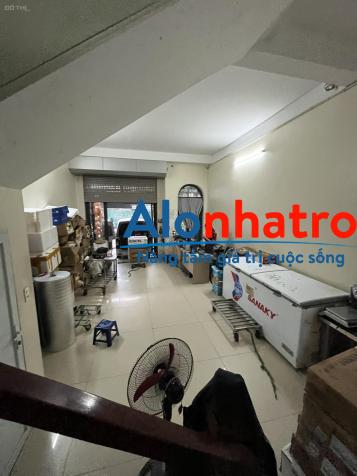 Cho thuê liền kề Nguyễn Xiển, 86m2 x 5 tầng, nhà đẹp, đồ cơ bản