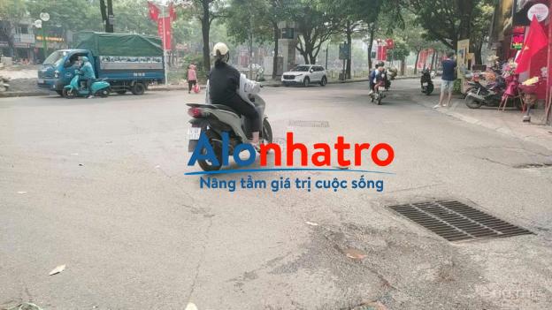 Bán nà mặt phố Kim Giang, kinh doanh sầm uất tất cả các mặt hàng, gần trường các cấp 70m2 giá 18 tỷ