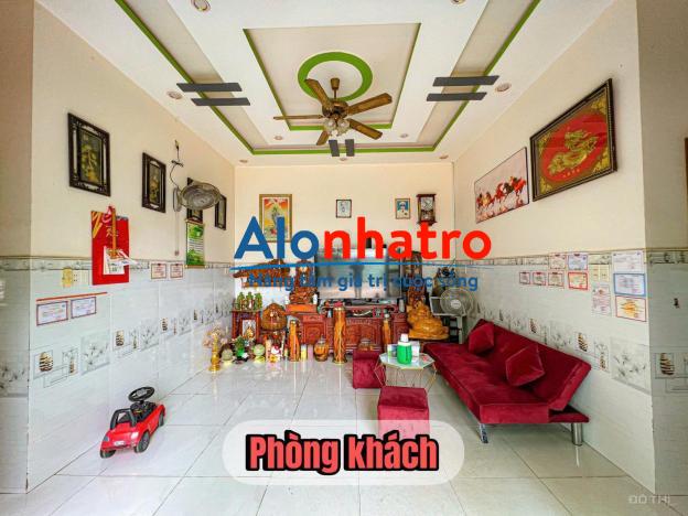 Bán Nhà mái thái đẹp góc 2 mt đường nhựa 686, xã Thái Mỹ.